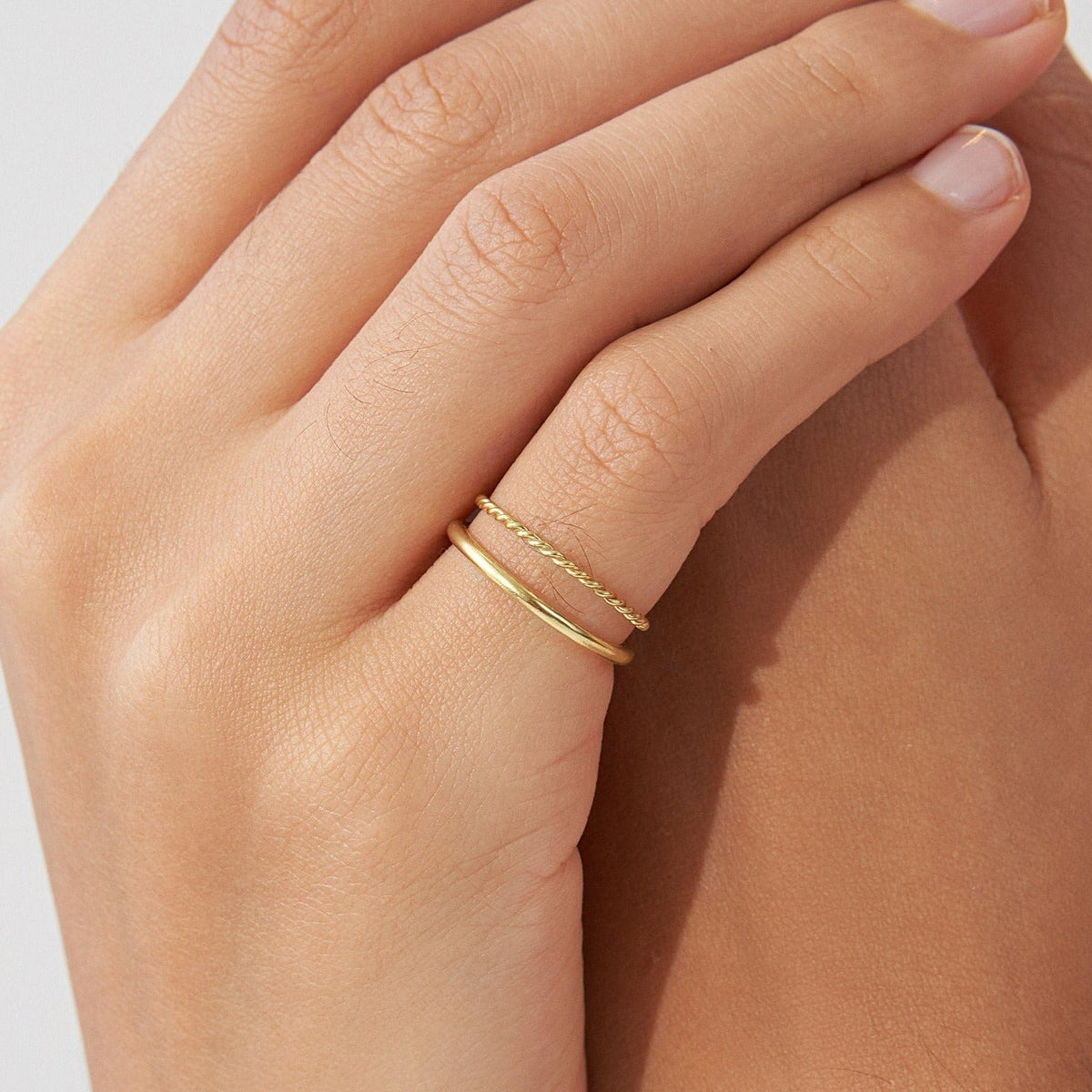 Conjunto de anéis empilháveis minimalistas