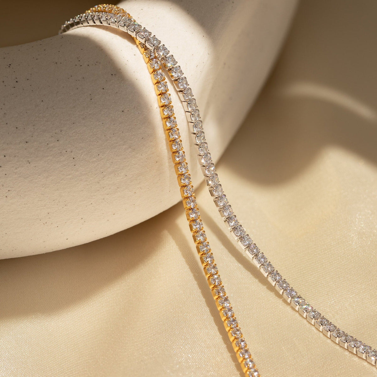 Pulseira clássica com diamantes