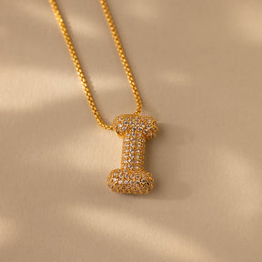 Colar de letras Pave Puff