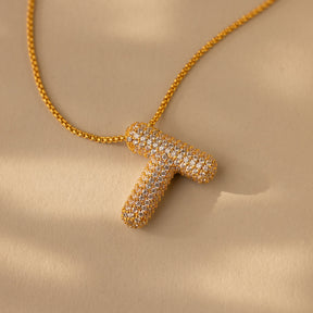 Colar de letras Pave Puff