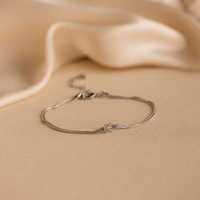 Pulseira Love com Nó