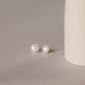 Brincos de pérolas ousados