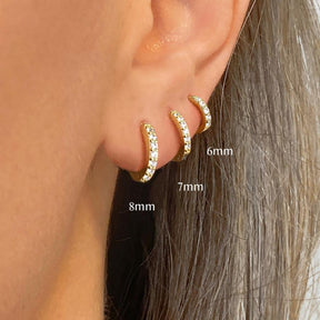 Brincos de argola com pavé