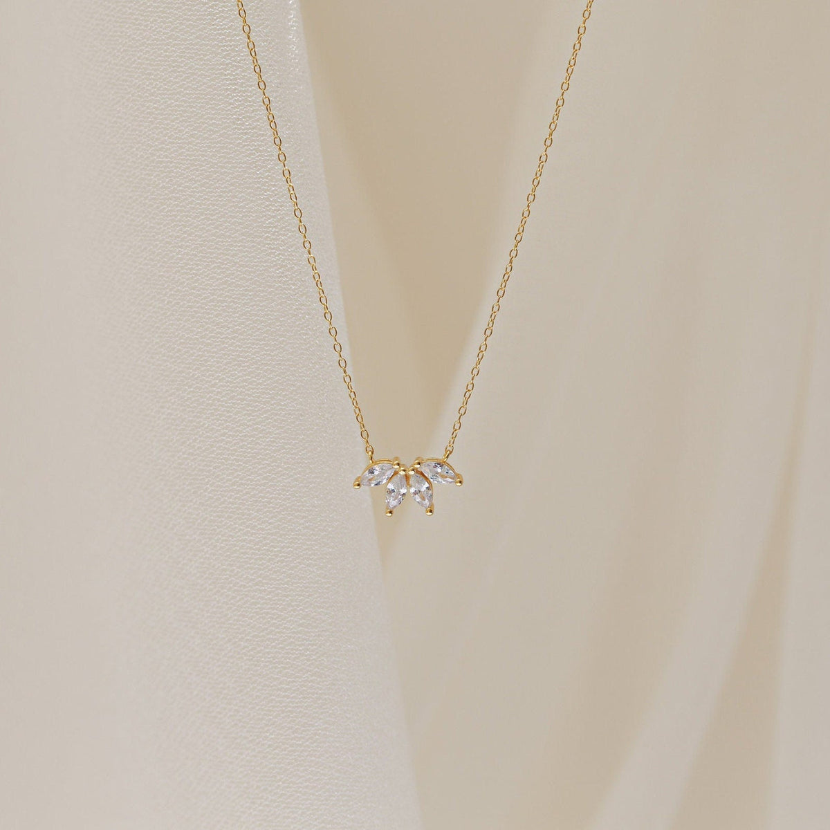 Colar de diamantes Marquise