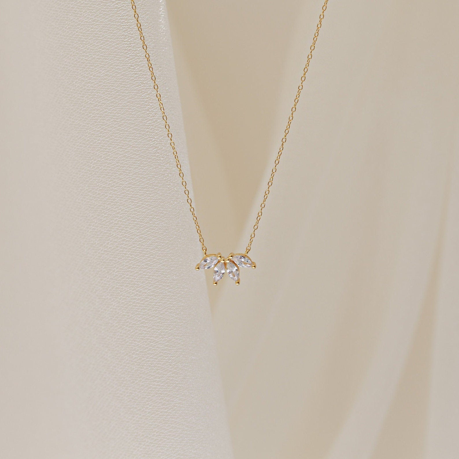 Colar de diamantes Marquise