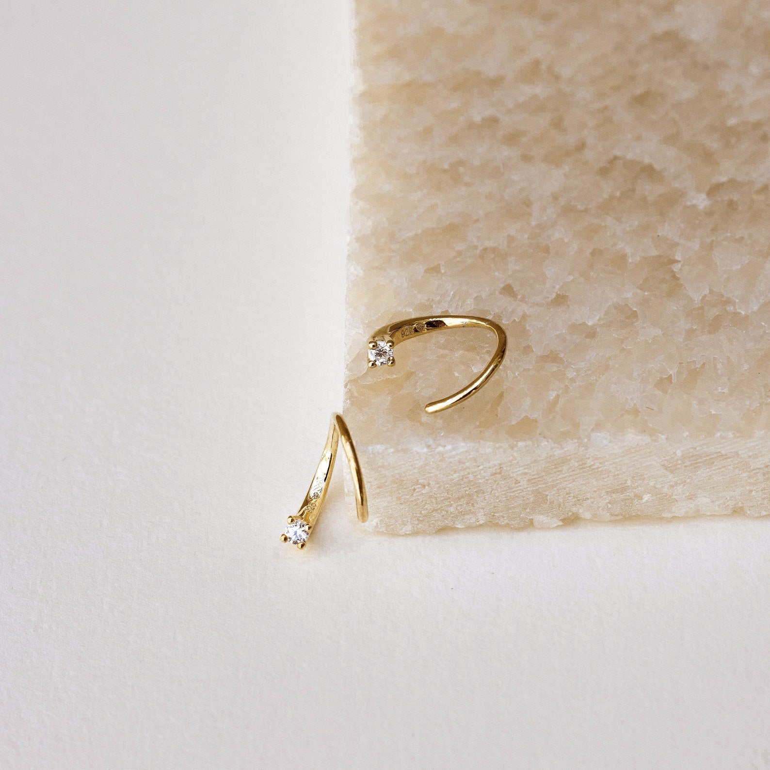 Argolas de diamante Jady Wire