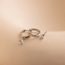 Conjunto de brincos cravejados de diamantes