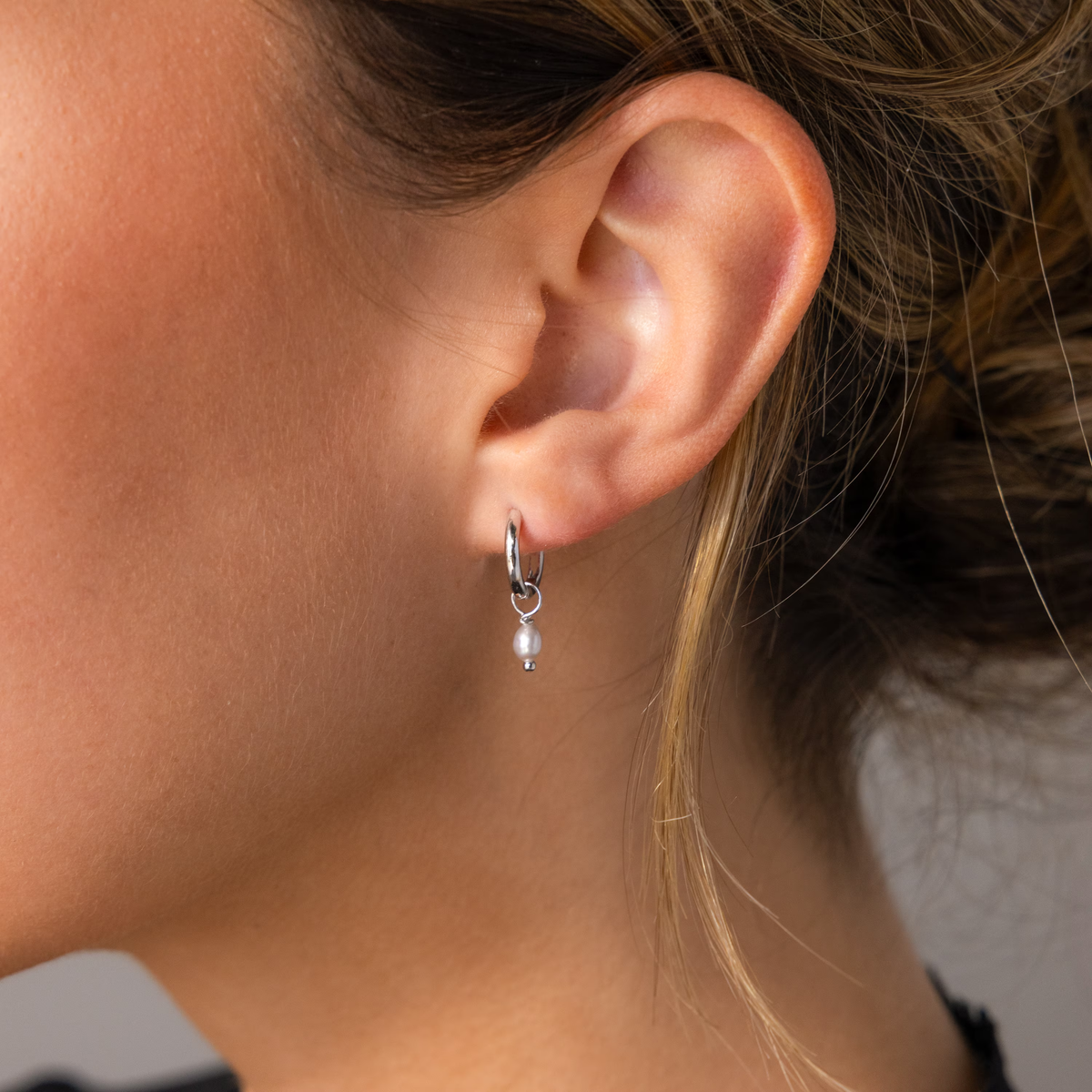 Brincos Smokey Pearl Drop