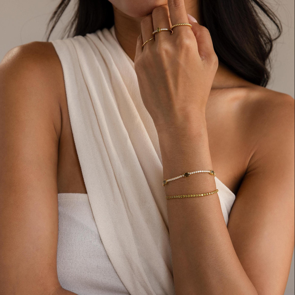 Pulseira com diamante e pedra de nascimento