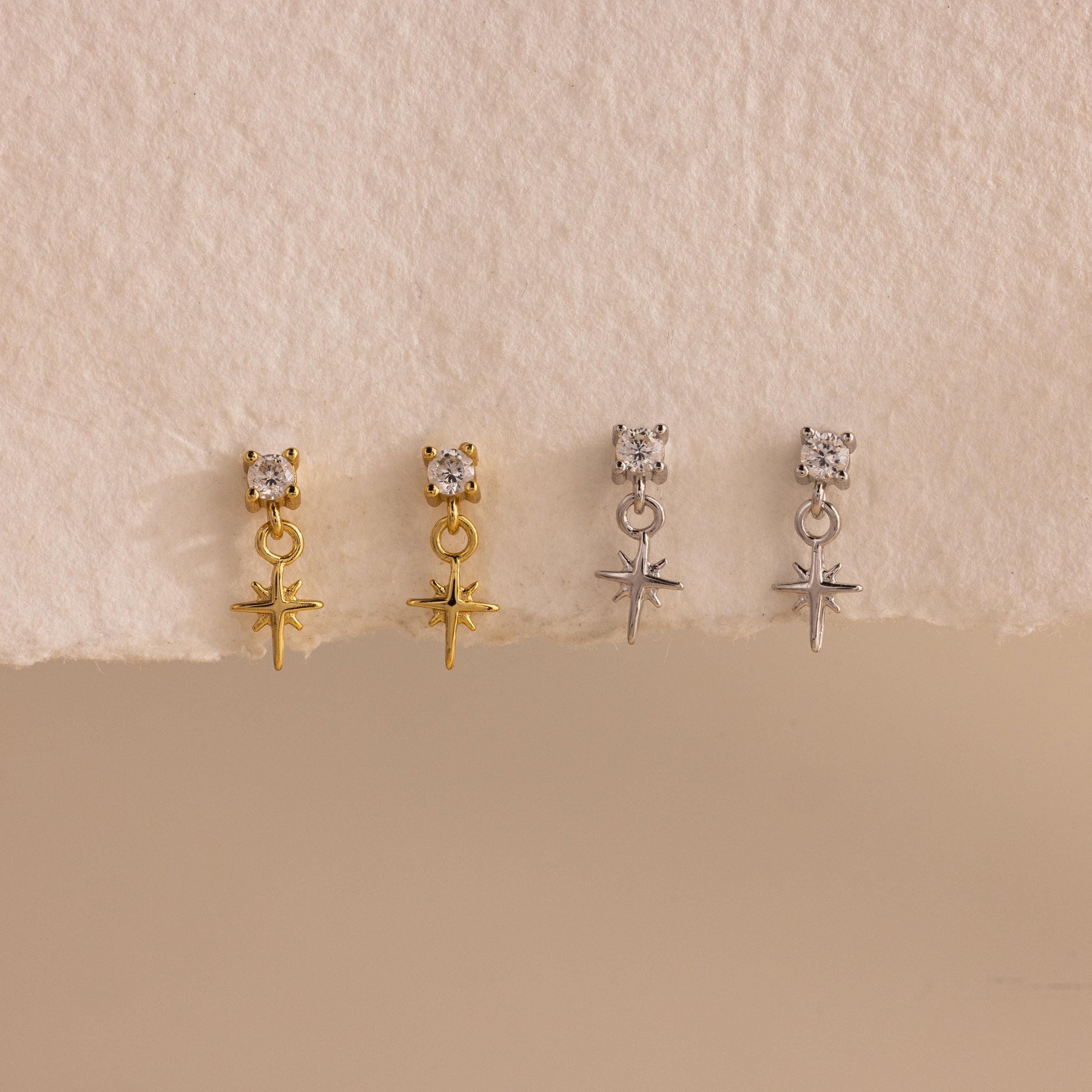 Brincos de Pressão com Estrela Flatback