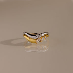 Conjunto de anéis com diamantes em metal misto