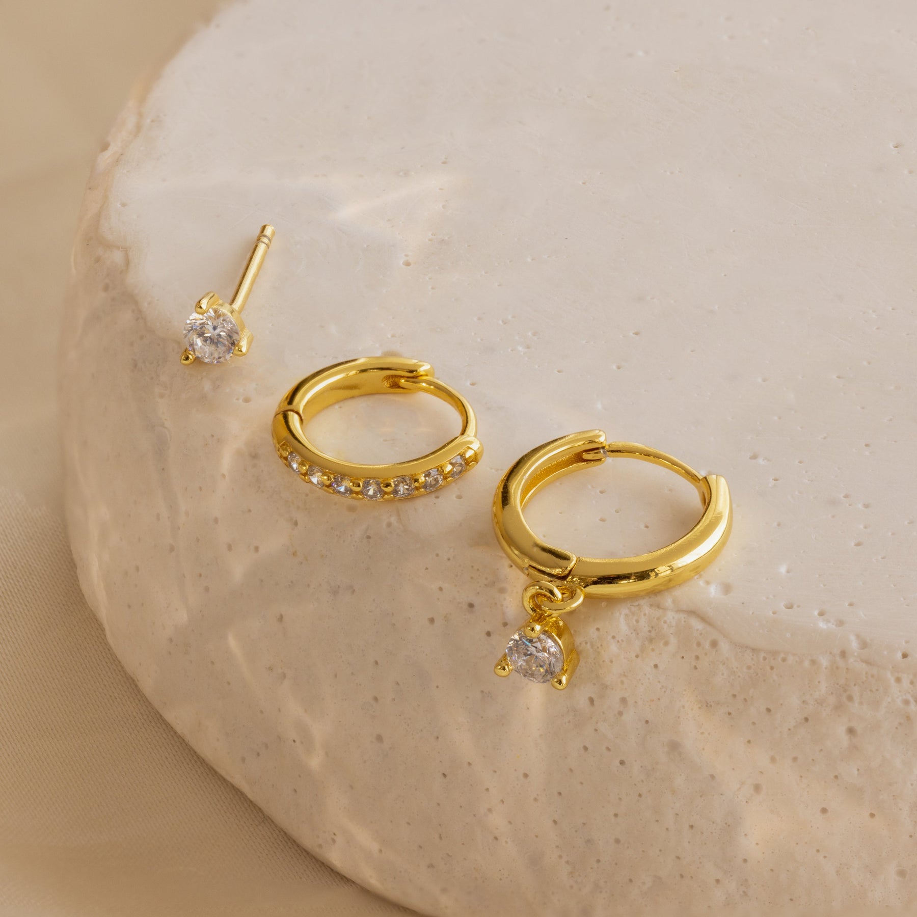 Conjunto Clássico de Brincos de Diamante