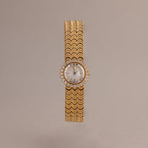 Relógio Pavé Scalloped